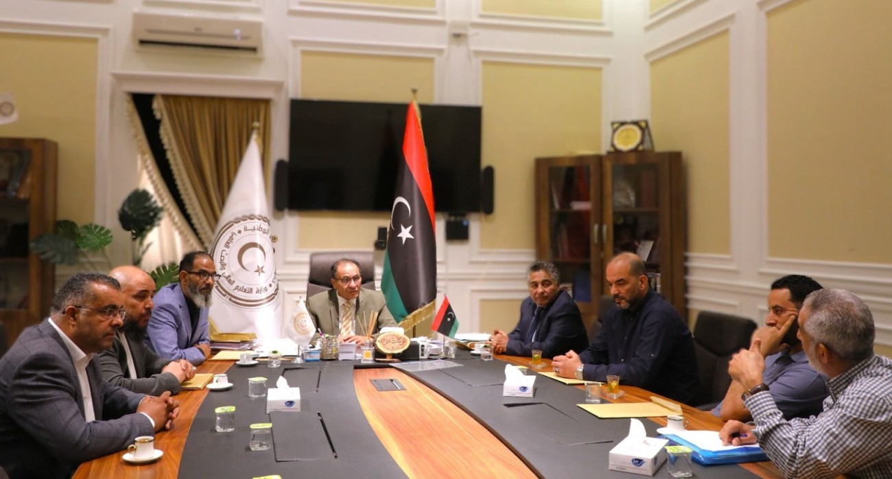 Minister Discusses Financial Releases with Representatives from Sabratha and Al-Mergib Universities