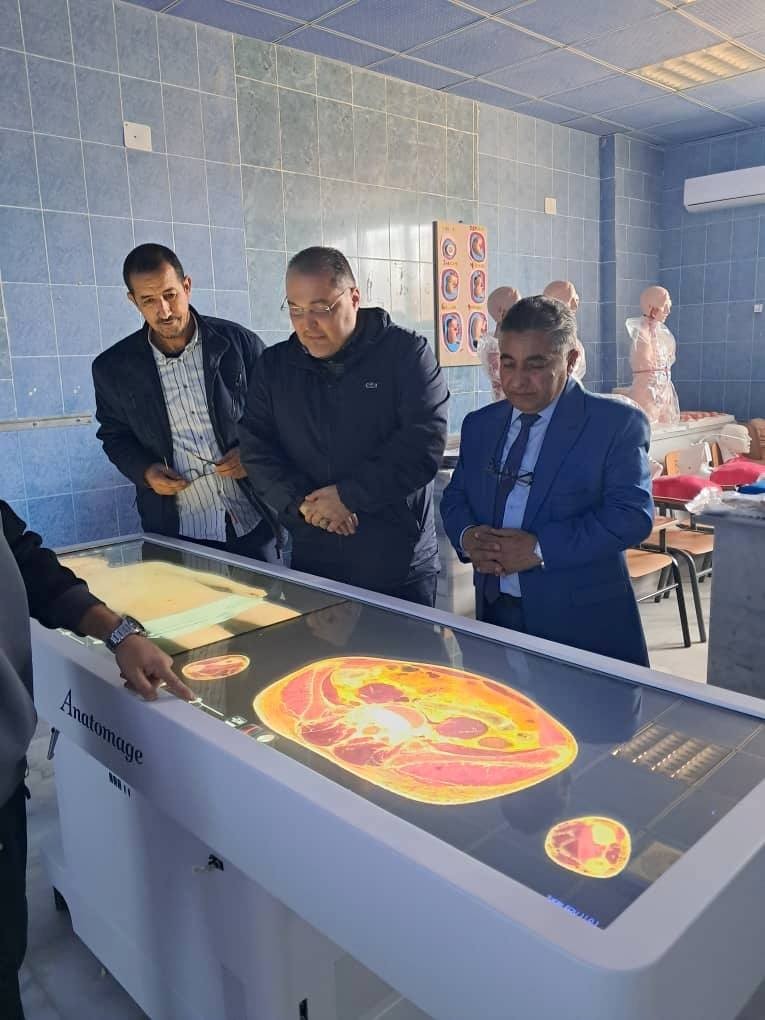 Receiving the smart anatomy board at the Faculty of Human Medicine in Sabratha.